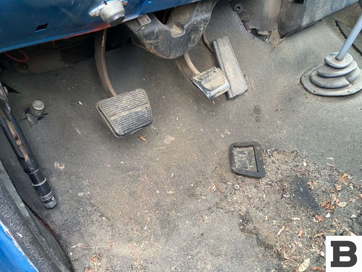 chevrolet-cheyenne-truck---caution-image-26