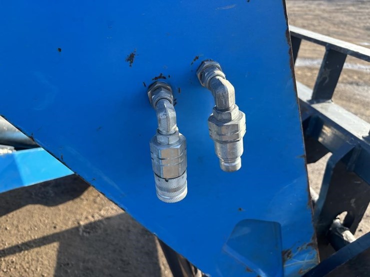 2018-genie-gth1056-image-14