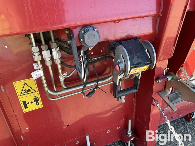 case-ih-3020-image-11