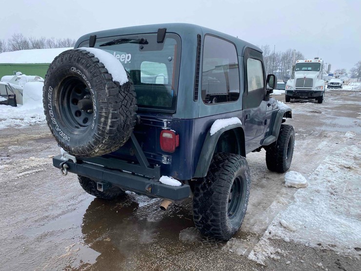 jeep-wrangler-image-4