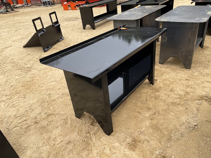 #2557-•-new-kc-60"-metal-work-bench-image-2