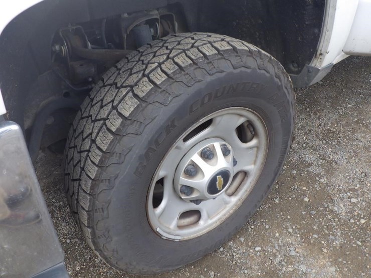 chevrolet-2500hd-image-12