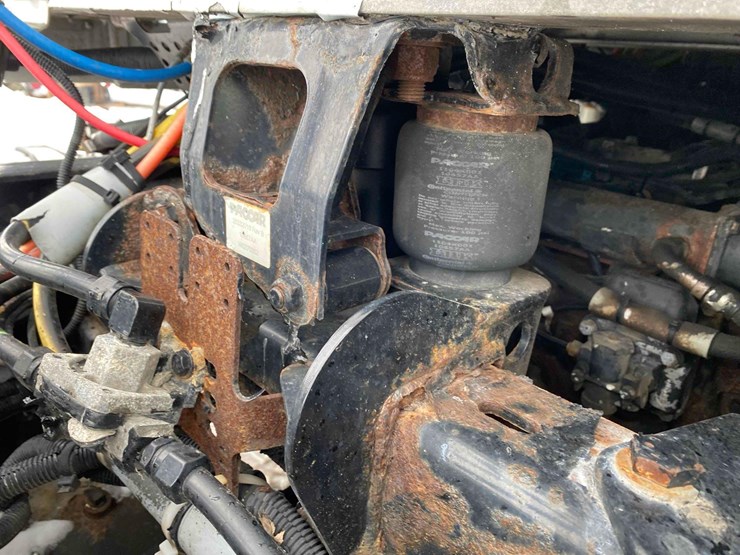 2016-kenworth-t400-image-22