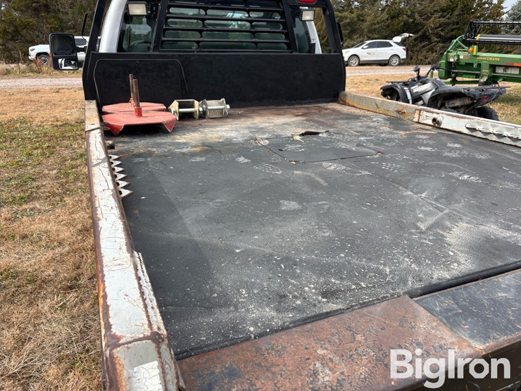 2011-ford-f350-image-18