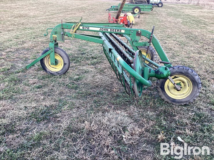 john-deere-672-image-8