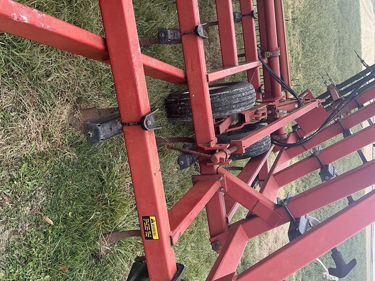 case-ih-4800-image-17