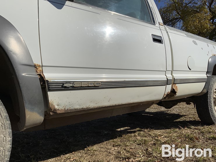 1994-chevrolet-silverado-3500-image-17