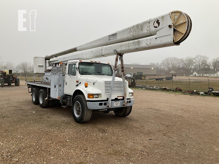 international-4900-image-1