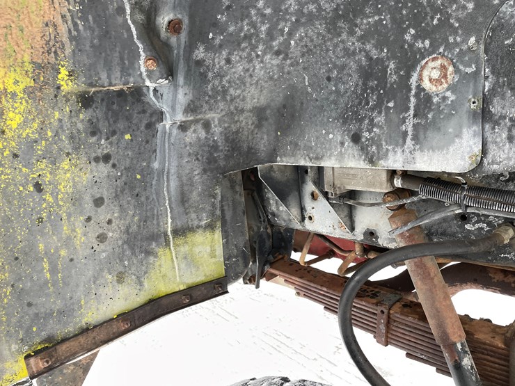 #1168-•-1988-gmc-topkick-sierra-digger-derrick-truck-(has-mn-title)-image-27