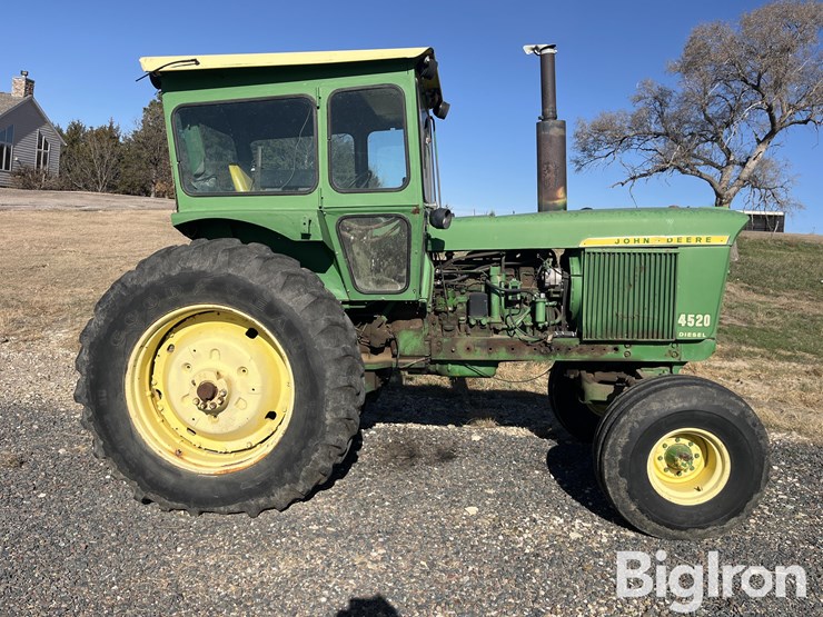 john-deere-4520-image-8