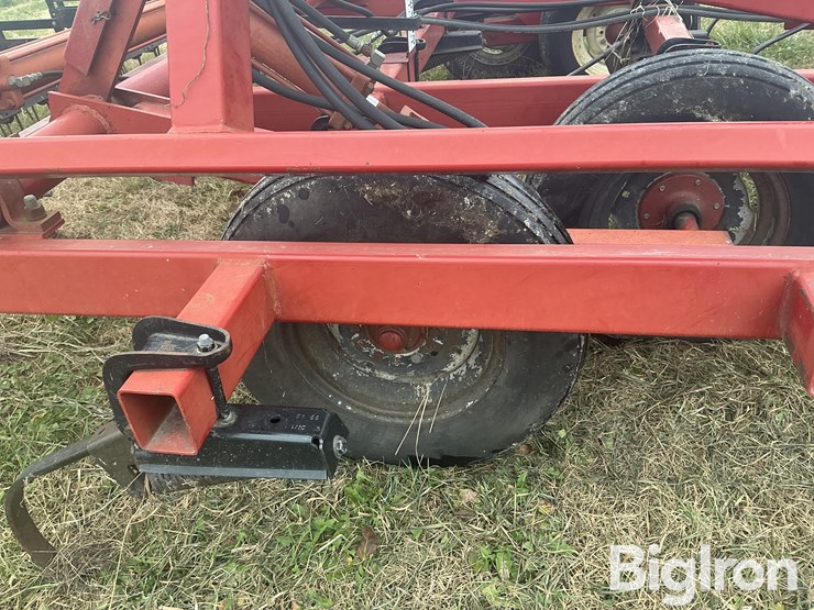 case-ih-4800-image-16