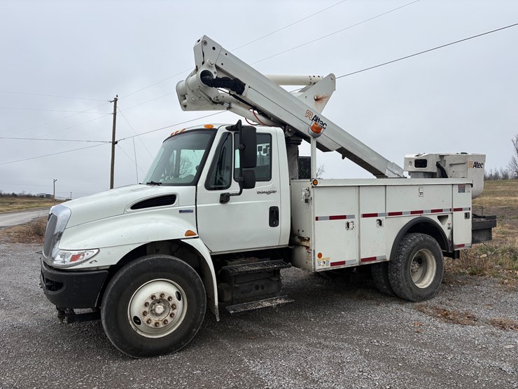 international-durastar-4300-image-1