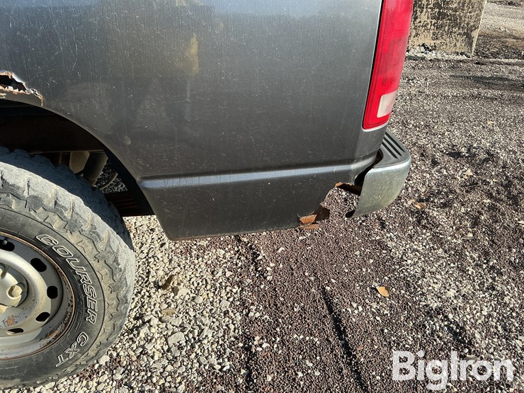 2004-dodge-1500-image-9