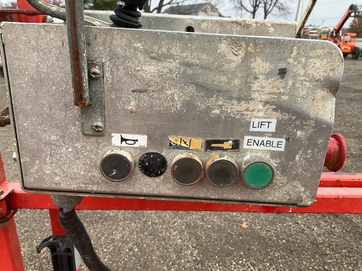 skyjack-sj7135rt-image-53