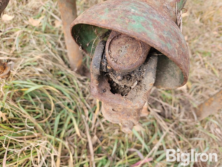 john-deere-38-image-9