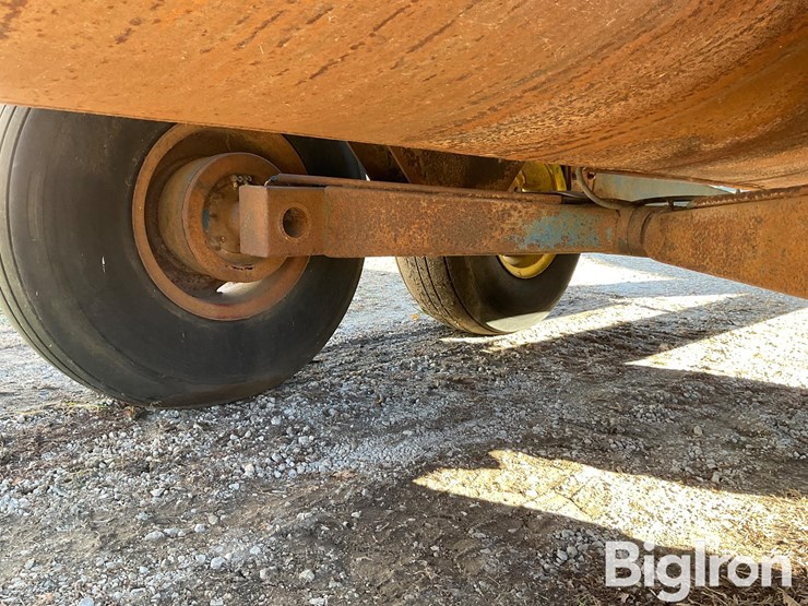 better-built-3150-am-liquid-manure-spreader-image-14