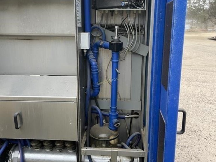 delavel-classic-vms-milking-robot-image-5