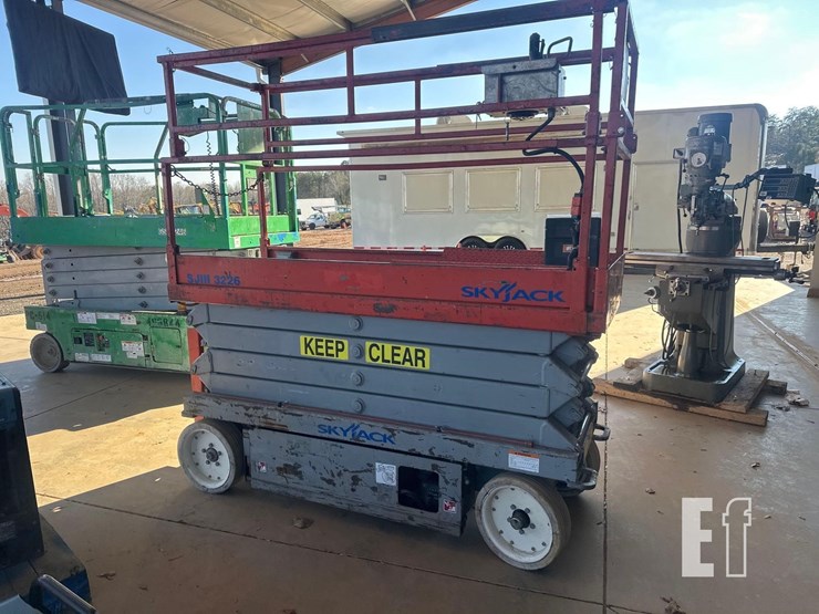 skyjack-sjiii3226-image-3