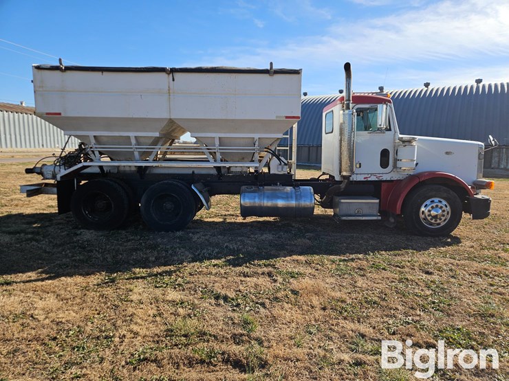 peterbilt-378-image-4