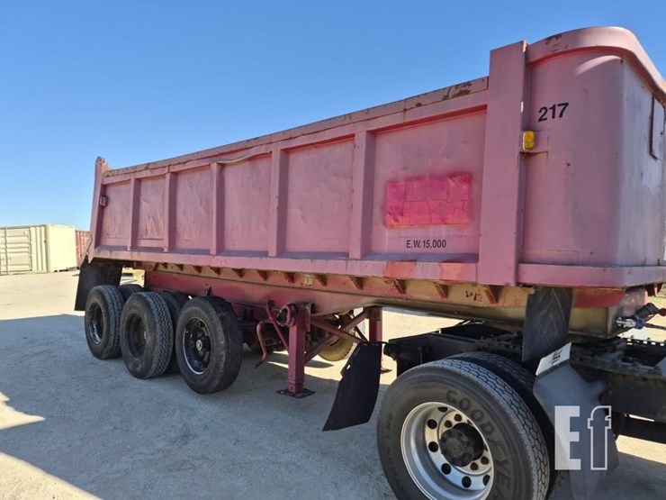 heil-trailer-image-5