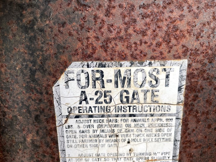 #207-•-for-most-cattle-chute-with-head-gate-(boyceville,-wi)-image-10