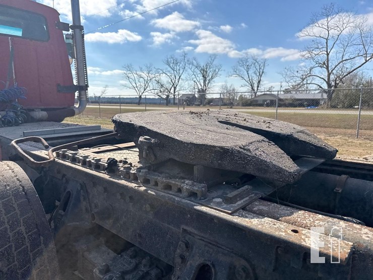 1995-ford-ltl9000-image-16