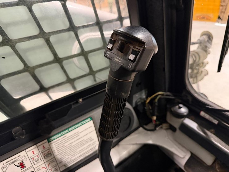 bobcat-s250-image-28