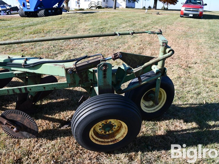 john-deere-5-image-17