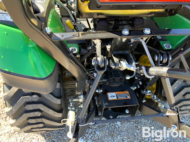 john-deere-1025r-image-13