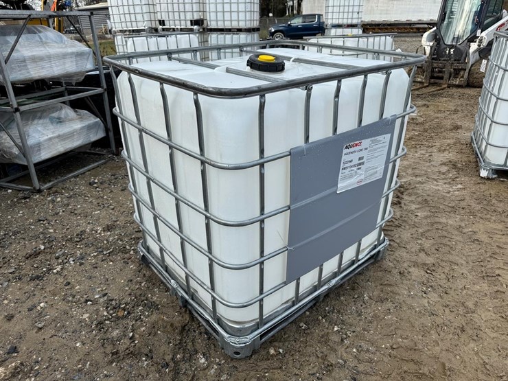 water-tank-tote-image-3