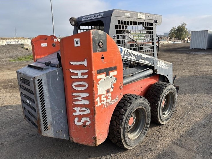 2003-thomas-t153-skid-steer-loader-image-3