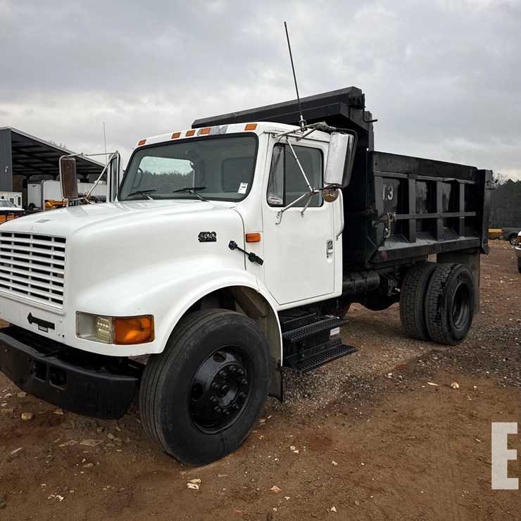 INTERNATIONAL 4700