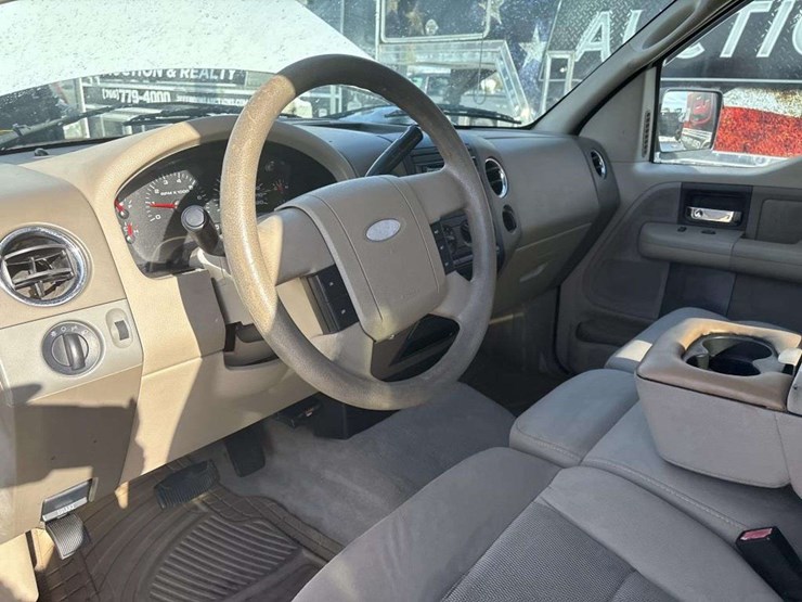 2004-ford-f150-xlt-image-21