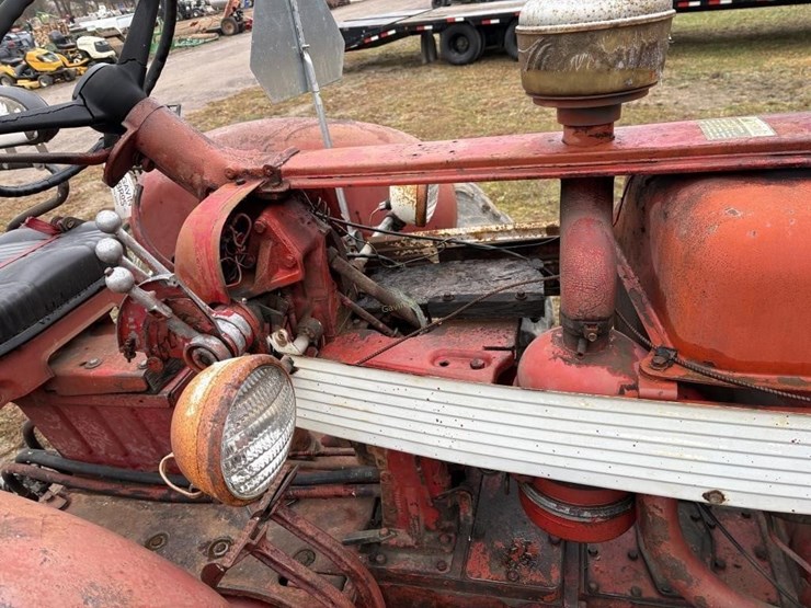 international-tractor-w/out-engine-image-6