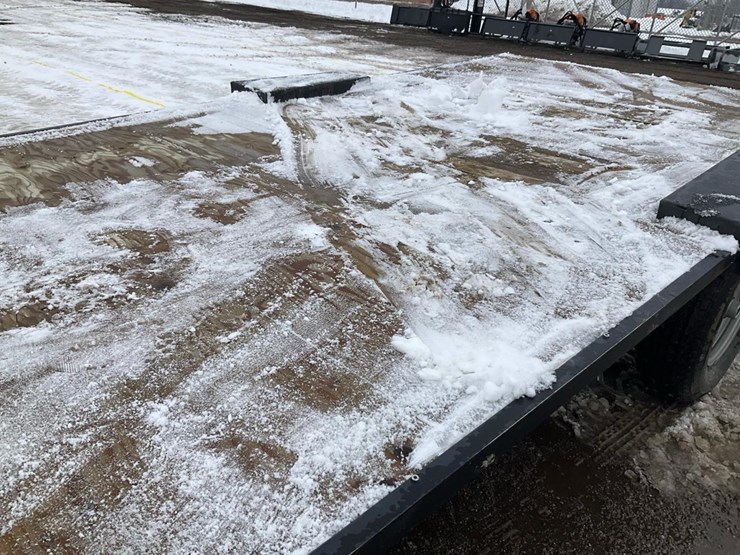 #2209-•-2021-flatbed-trailer*-image-12