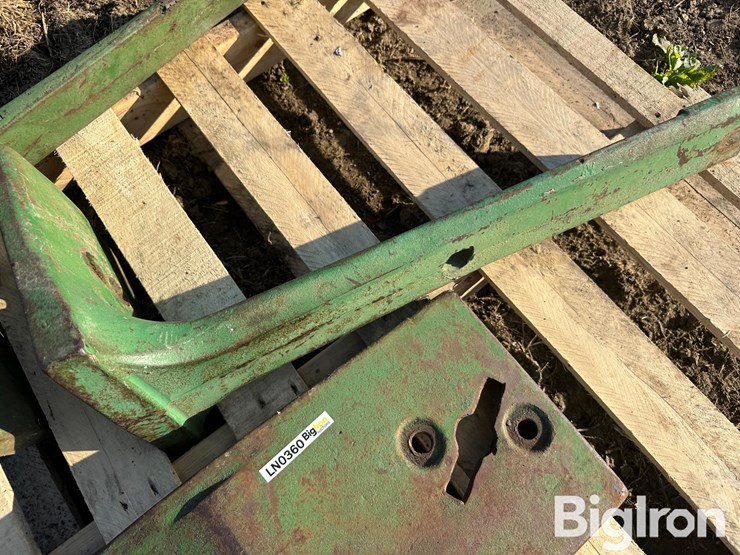 john-deere-10-image-13