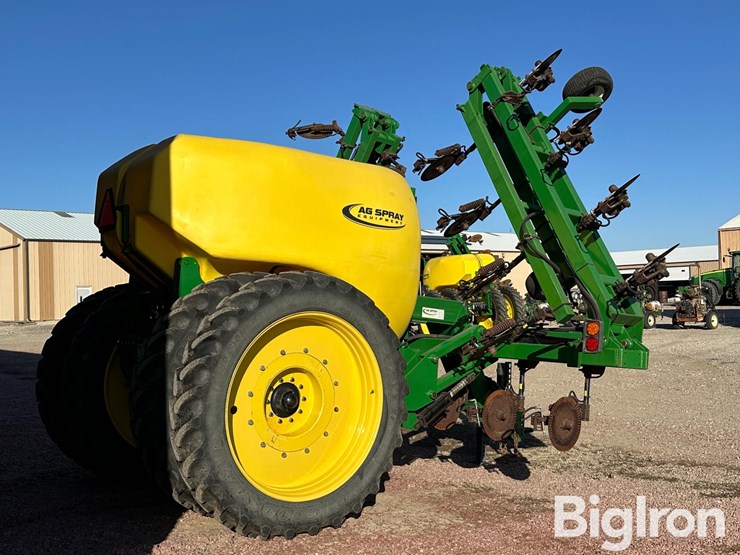 john-deere-2630-image-5