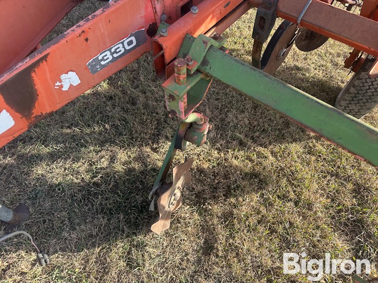 allis-chalmers-330-image-16