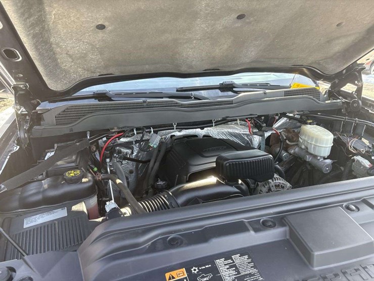 2015-chevrolet-2500-image-23