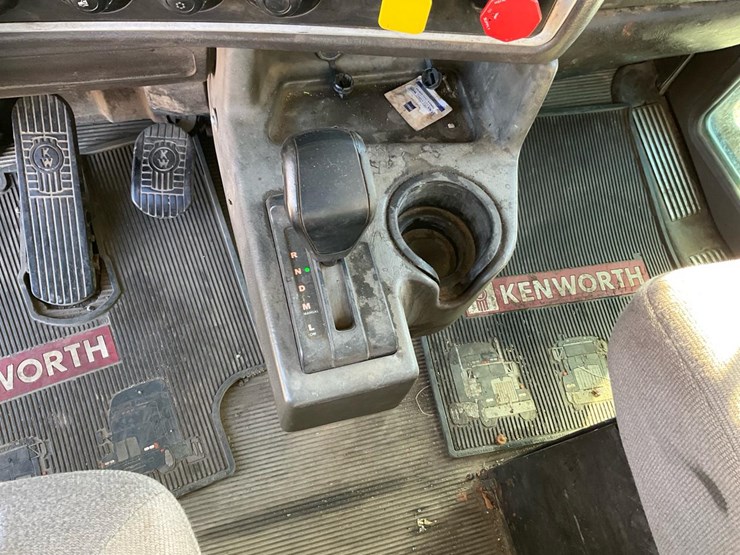 kenworth-t800-image-114