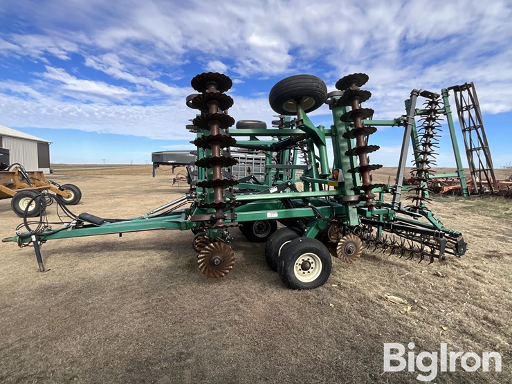 great-plains-2400tt-image-8