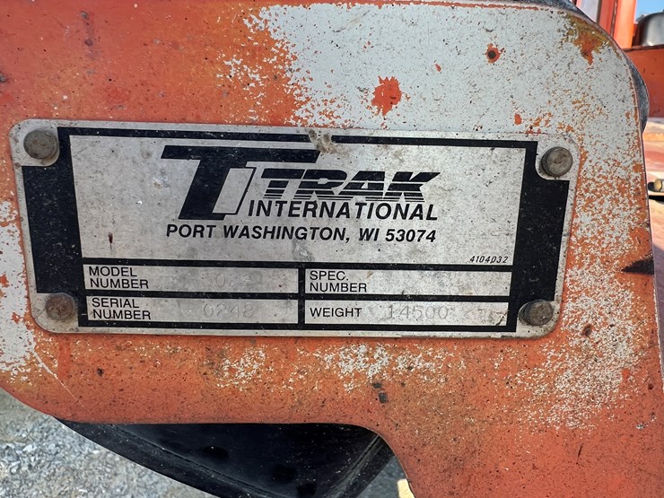 sky-trak-5028-image-4