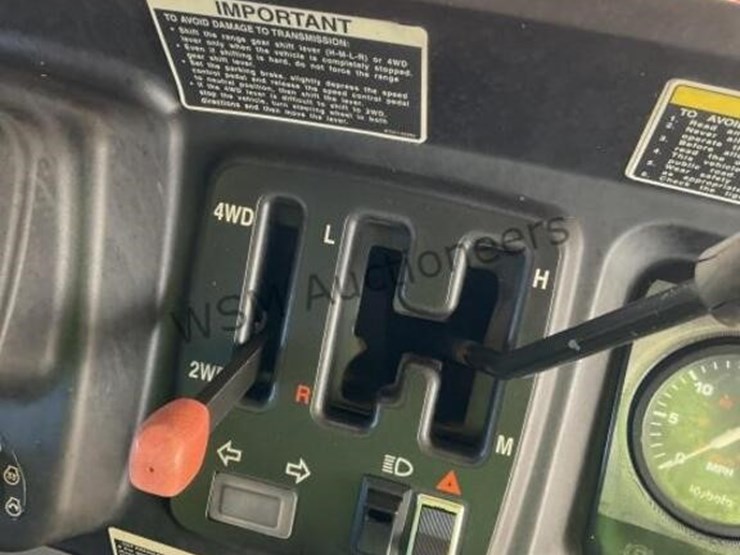 kubota-rtv900-image-17