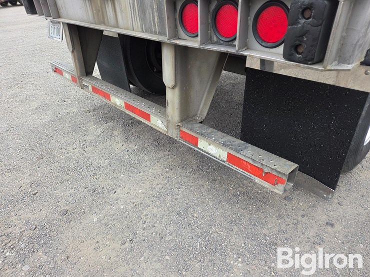 2017-utility-van-image-17