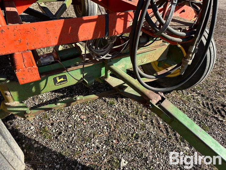 john-deere-250-image-10