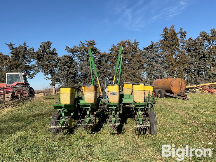 john-deere-7000-image-6