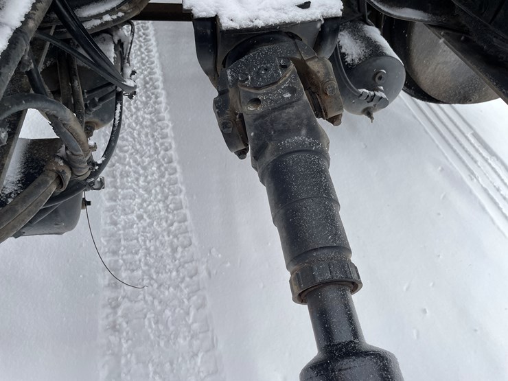 #1161-•-1996-volvo-truck-tractor-(has-mn-title)-image-19