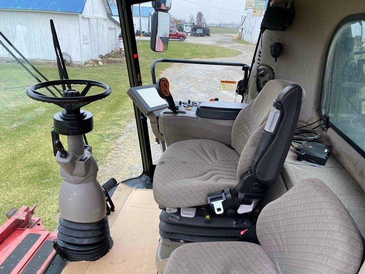 case-ih-8010-image-78