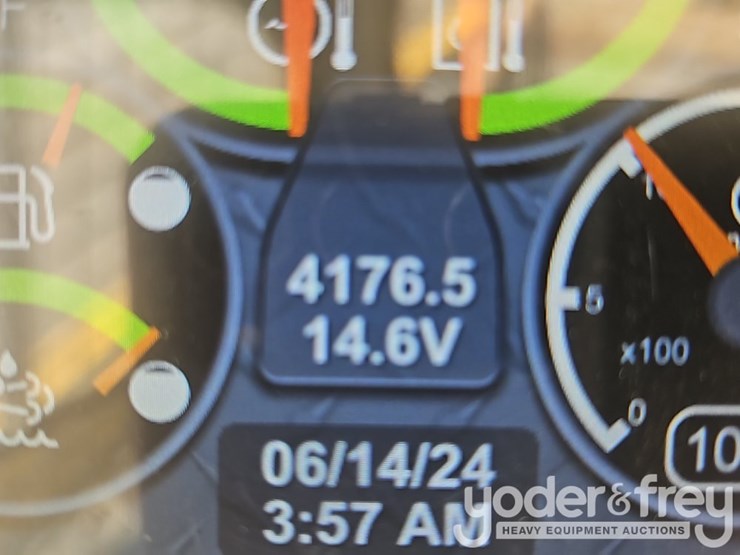 2017-caterpillar-299d2-image-36