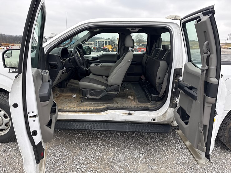 ford-f150-xl-image-19